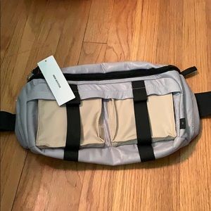 COPY - Urban outfitters oversized fanny pack or c…